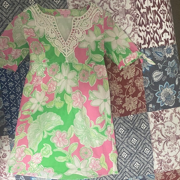Lilly Pulitzer Dresses & Skirts - Lilly Pulitzer Pink and Green Floral Midi Dress